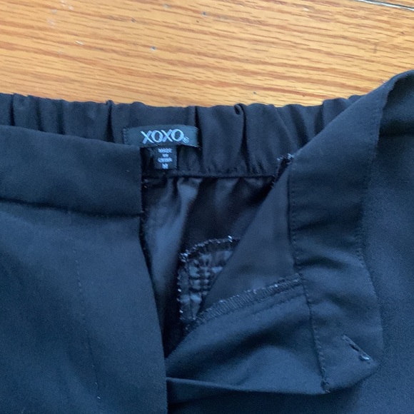 Xoxo favorite 90s black dress pant. Size medium. Button missing at the top - Picture 2 of 2